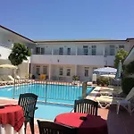 Elis Beach Hotel