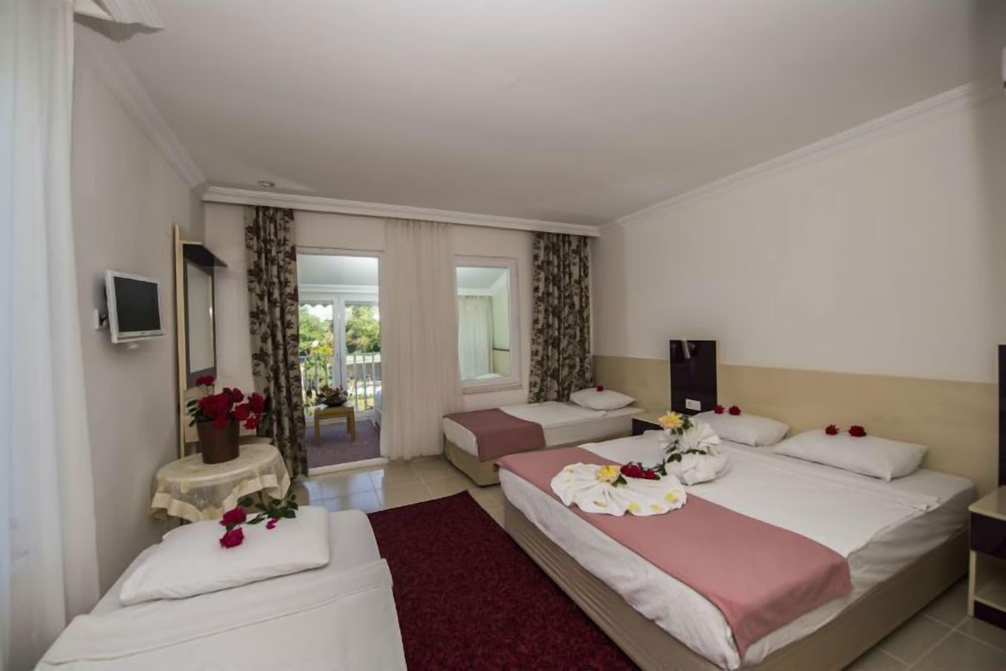 Hotel Elis 3*